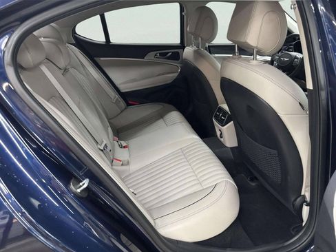 Used 2021 Genesis G70 3.3T AWD/4WD image 17