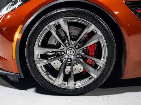 Used 2015 Chevrolet Corvette Z06 w/ Battery Protection Package image 10