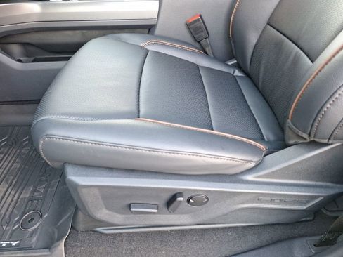 New 2026 Ford F250 Lariat w/ Lariat Premium Package image 6