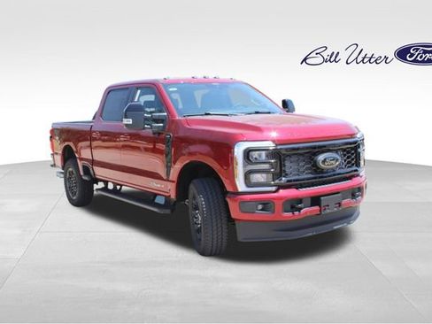 New 2026 Ford F250 Lariat w/ Black Appearance Package AWD/4WD image 2