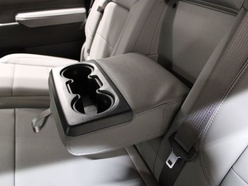 New 2026 GMC Sierra 2500 SLT w/ SLT Premium Package image 21