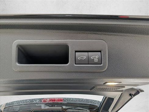 New 2025 Toyota 4Runner Limited image 9