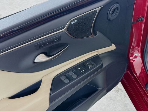 Used 2019 Lexus ES 350 Luxury image 20