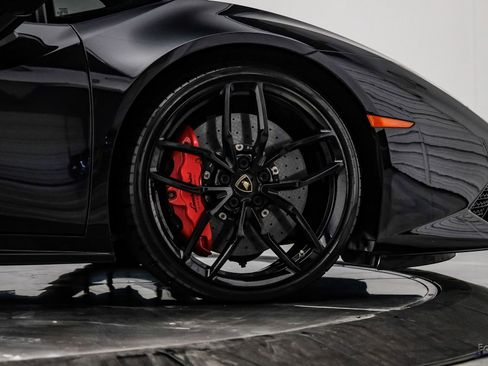 Used 2015 Lamborghini Huracan LP 610-4 AWD/4WD image 95