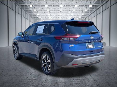 Used 2023 Nissan Rogue SV AWD/4WD image 6