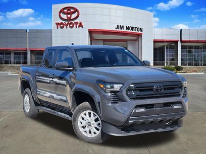 Used 2025 Toyota Tacoma SR5