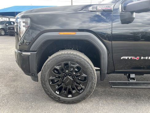 New 2026 GMC Sierra 2500 AT4 w/ AT4 Premium Plus Package AWD/4WD image 28