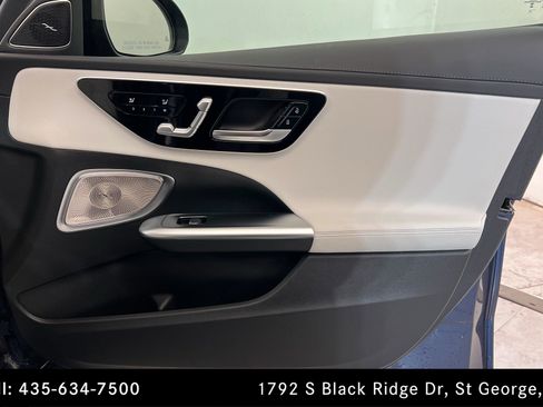 Used 2025 Mercedes-Benz C 300 4MATIC Sedan image 22