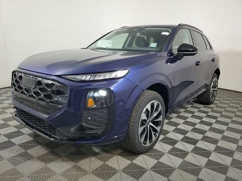 New 2026 Audi Q3 quattro 2.0T AWD/4WD image 3