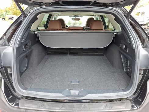 Used 2020 Subaru Outback Touring XT image 29