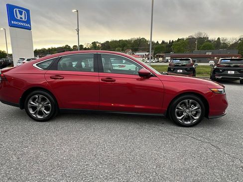 Certified 2024 Honda Accord EX image 3