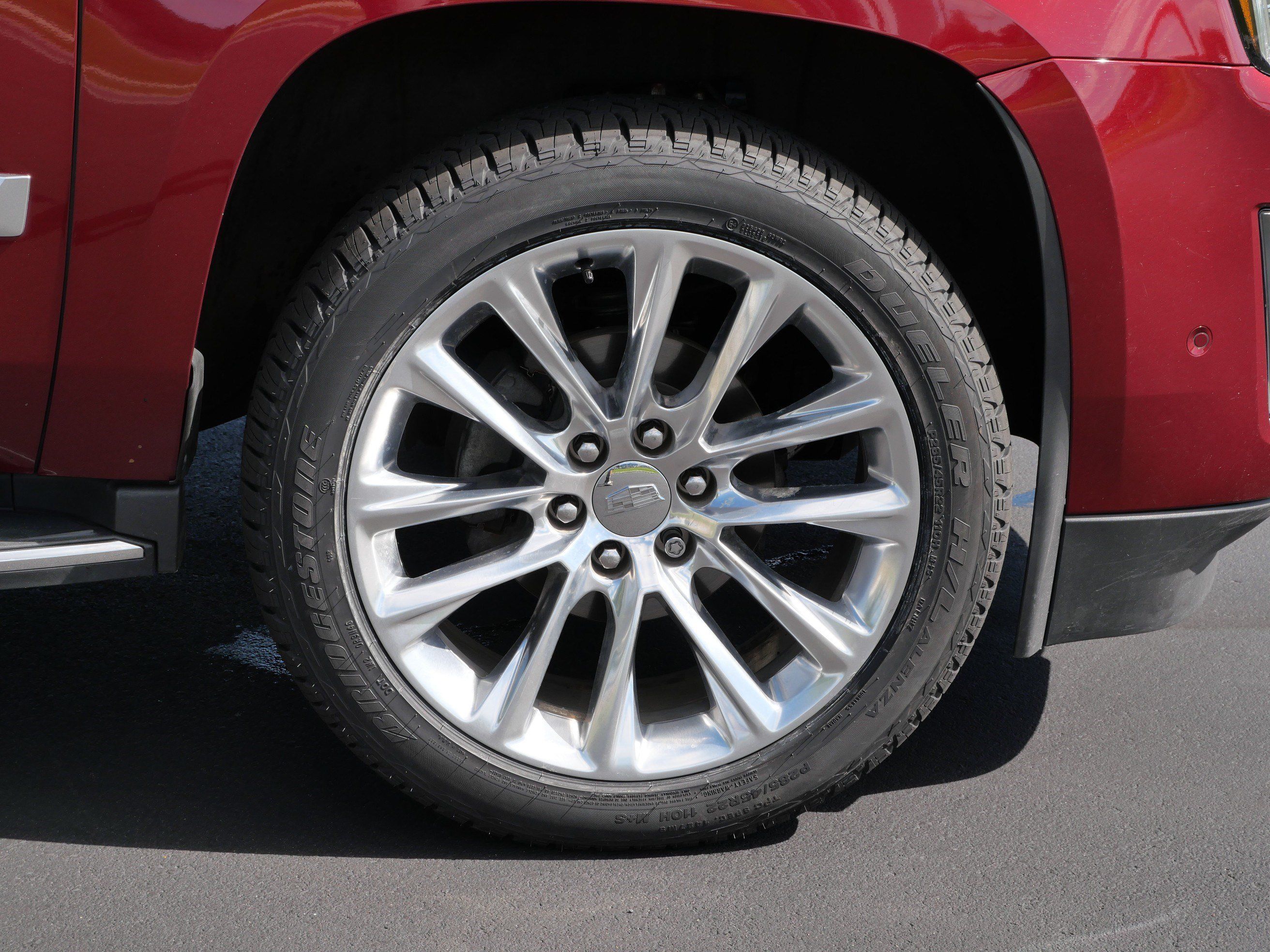 Used 2017 Cadillac Escalade Luxury AWD/4WD image 15