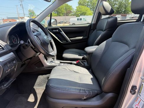Used 2014 Subaru Forester 2.5i Limited image 9