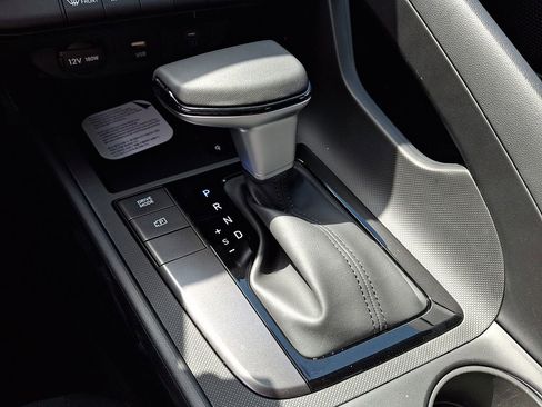 New 2026 Hyundai Elantra Sport FWD image 11