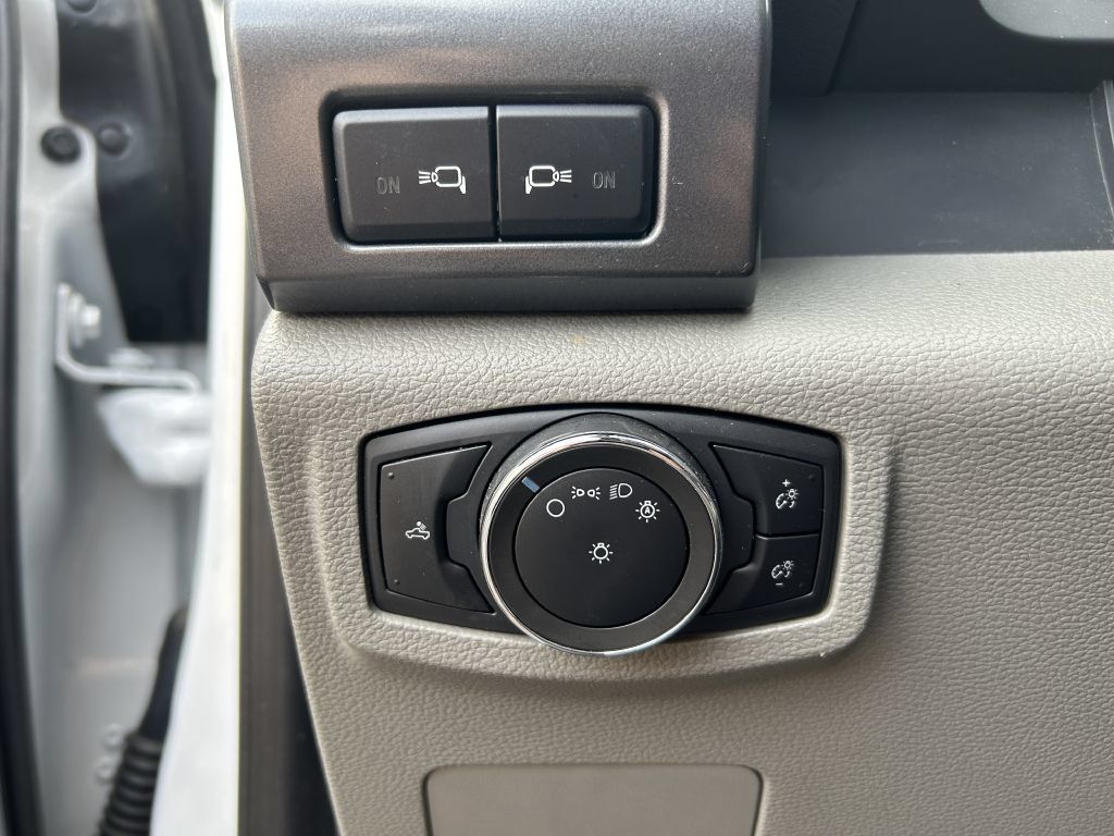 Used 2022 Ford F250 XLT AWD/4WD image 5