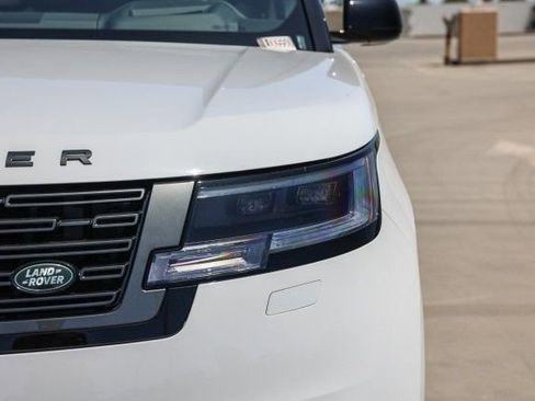 New 2025 Land Rover Range Rover SE image 11