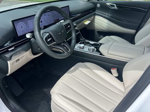New 2026 Genesis GV80 2.5T RWD image 15