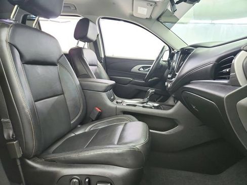 Used 2019 Chevrolet Traverse LT w/ LPO, Floor Liner Package AWD/4WD image 26