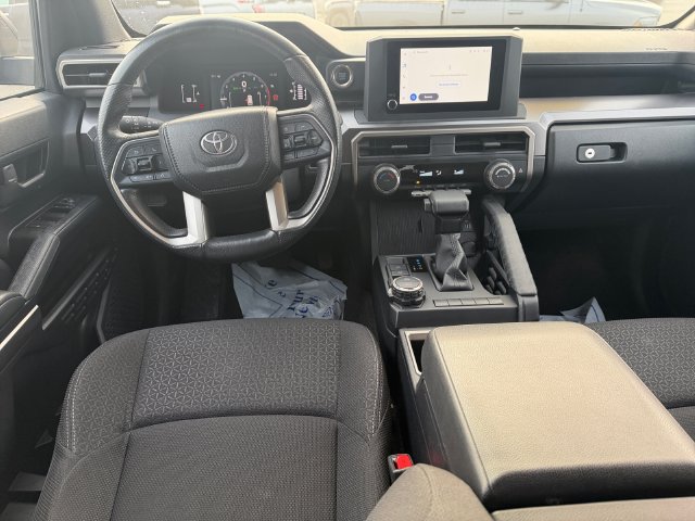Used 2025 Toyota 4Runner SR5 AWD/4WD image 16