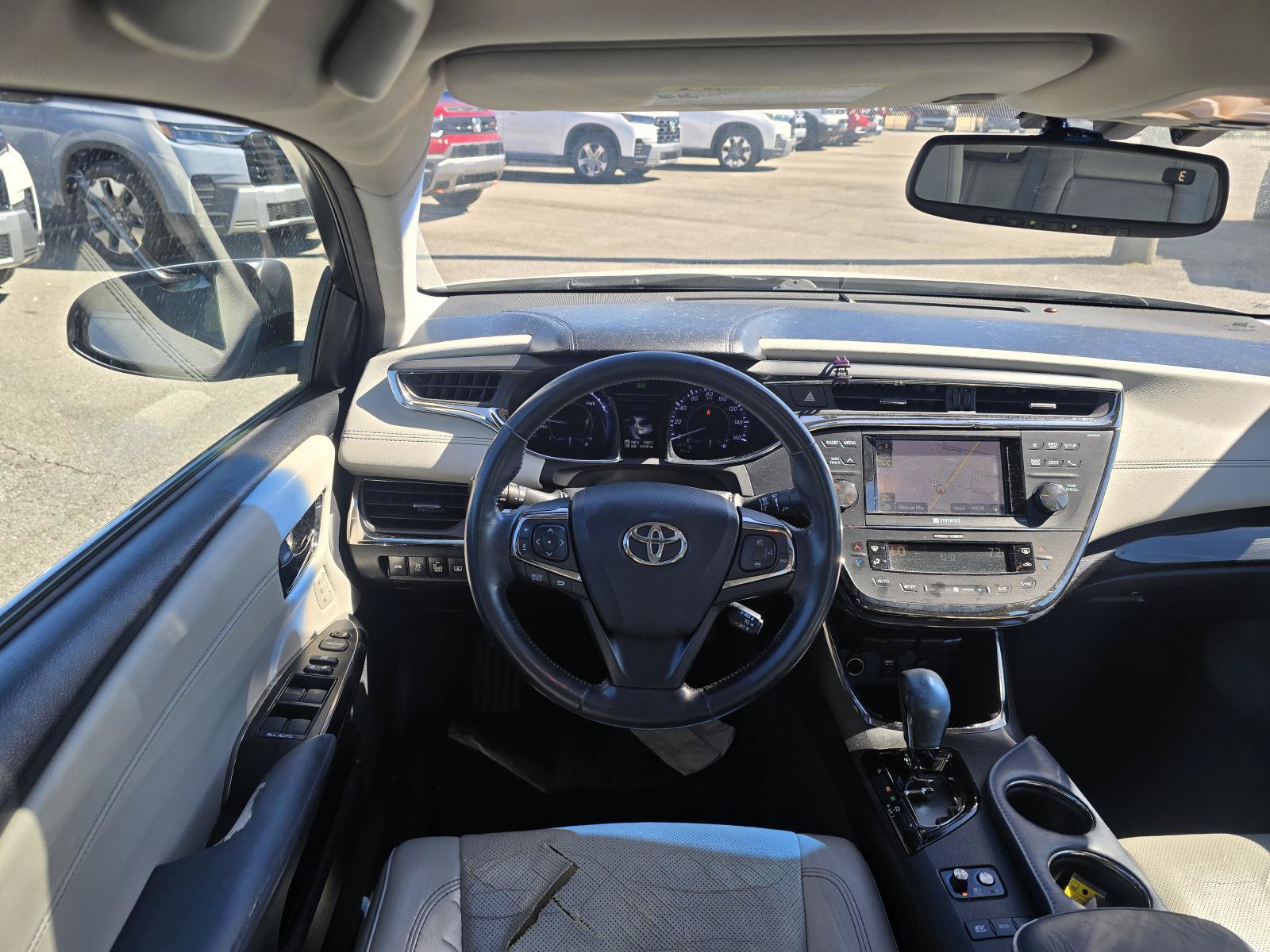 Used 2013 Toyota Avalon Limited FWD image 11