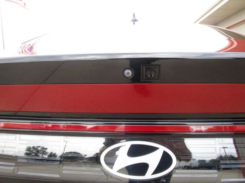 Used 2024 Hyundai Sonata SEL AWD/4WD image 19