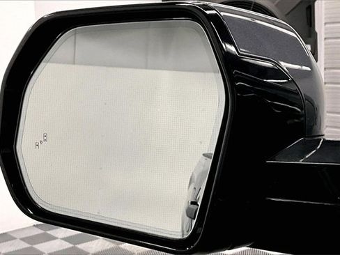 Used 2024 Toyota Tundra Platinum image 36