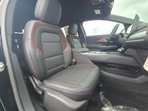 New 2026 Chevrolet Equinox EV RS image 12