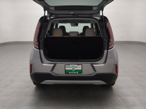 Used 2025 Kia Soul LX w/ LX Technology Package image 29