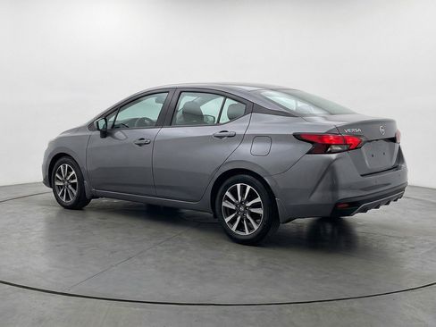 Used 2025 Nissan Versa SV image 6