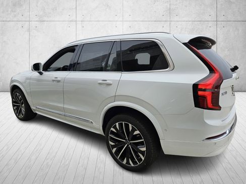 New 2026 Volvo XC90 B6 Ultra w/ Protection Package image 5