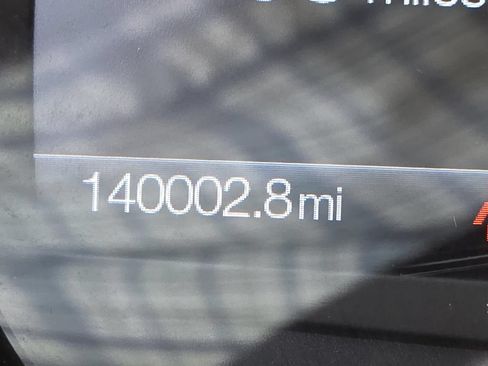 Used 2016 Ford Expedition XLT w/ Equipment Group 202A RWD image 44