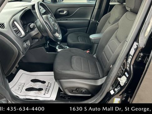 Used 2022 Jeep Renegade Latitude w/ Convenience Group image 17