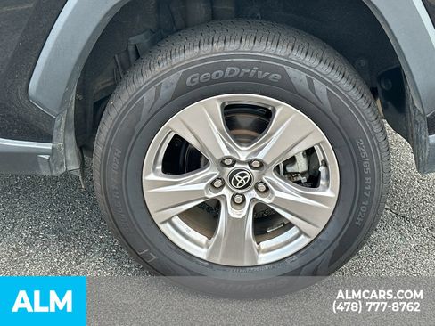 Used 2023 Toyota RAV4 XLE FWD image 22