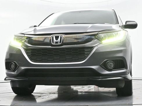Used 2019 Honda HR-V Sport image 40