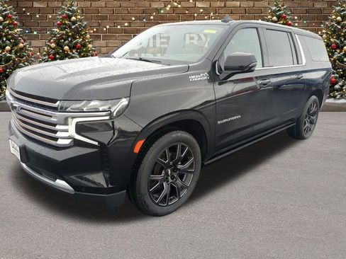 Used 2021 Chevrolet Suburban High Country image 1