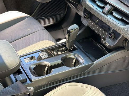 New 2026 Subaru Outback Limited AWD/4WD image 9