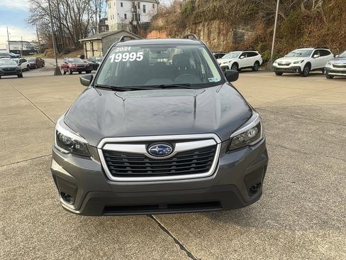 Used 2021 Subaru Forester image 9