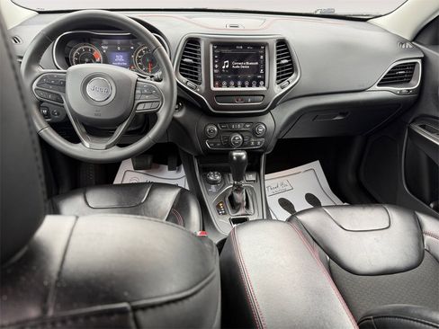 Used 2022 Jeep Cherokee Trailhawk w/ Sound & Nav Group image 10