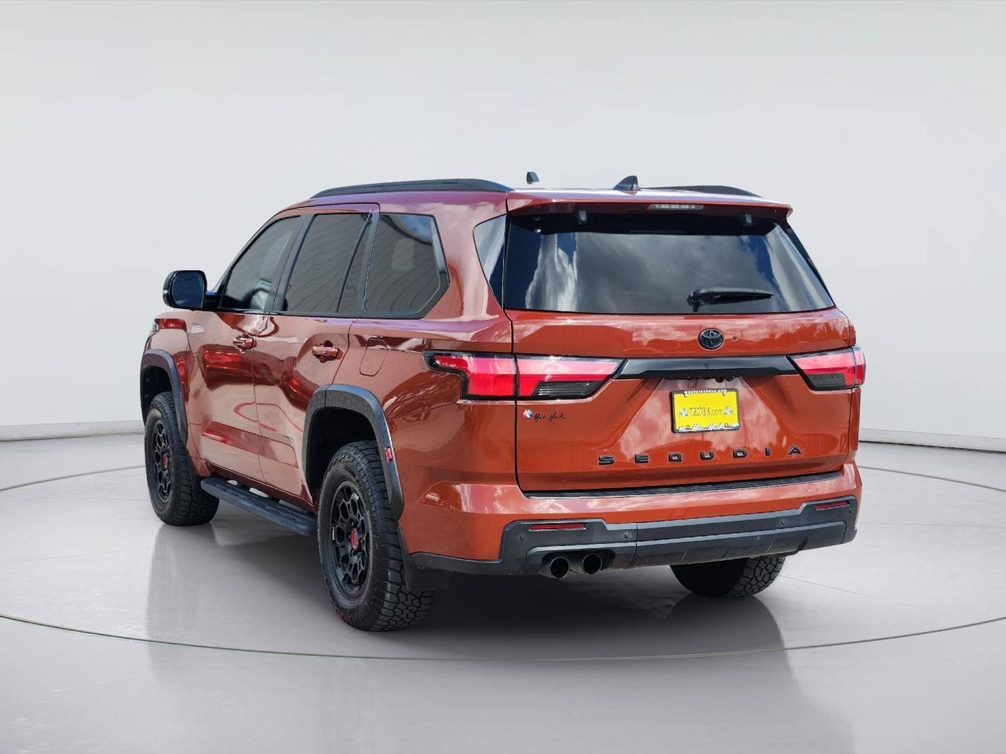 Used 2024 Toyota Sequoia TRD Pro AWD/4WD image 7