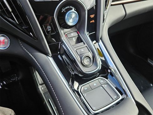 Used 2024 Acura RDX SH-AWD w/ Advance Package image 23