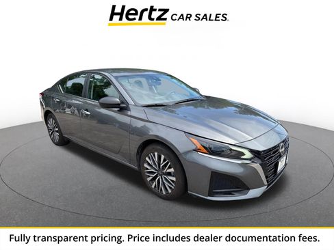 Used 2025 Nissan Altima 2.5 SV FWD image 1