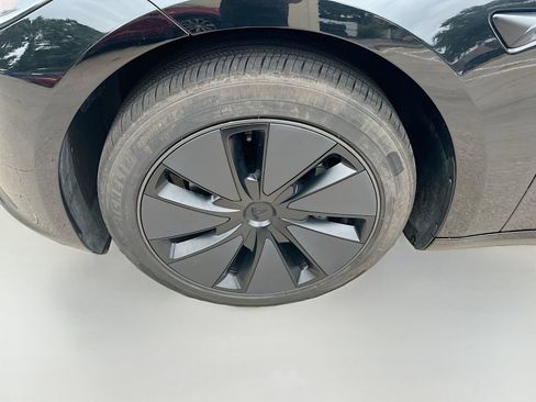 Used 2025 Tesla Model 3 Long Range RWD image 30