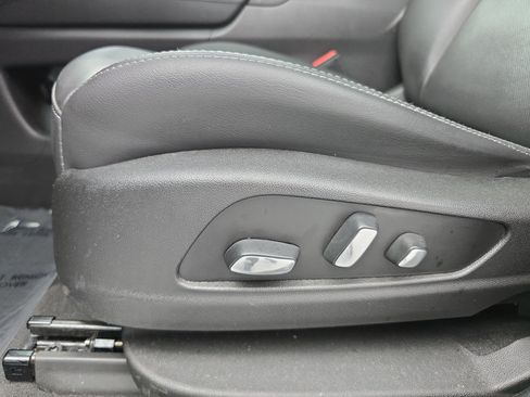Used 2021 Cadillac XT5 Premium Luxury w/ LPO, Floor Liner Package AWD/4WD image 29