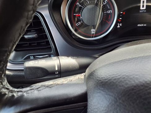 Used 2023 Dodge Challenger GT image 19