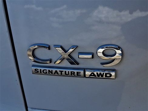 Used 2021 MAZDA CX-9 Signature image 32
