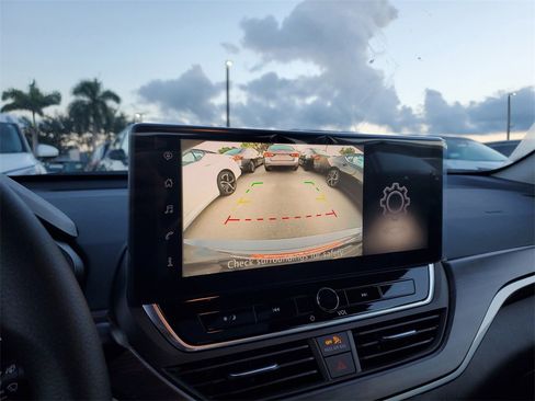 New 2025 Nissan Altima 2.5 SV w/ SV Special Edition Package image 11