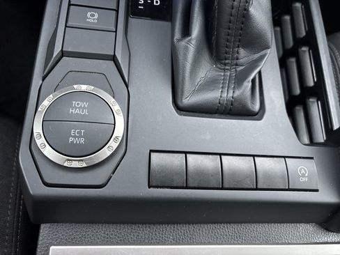 Used 2024 Toyota Tacoma TRD Sport image 35