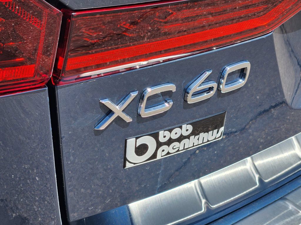 New 2026 Volvo XC60 B5 Plus w/ Protection Package Premier AWD/4WD image 31