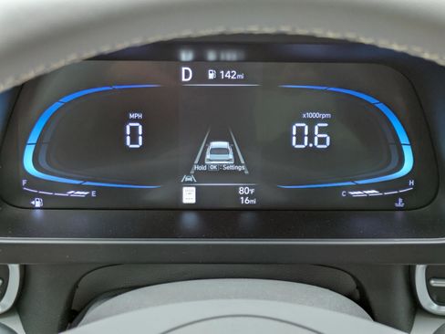 New 2026 Hyundai Elantra SEL Sport Premium FWD image 28