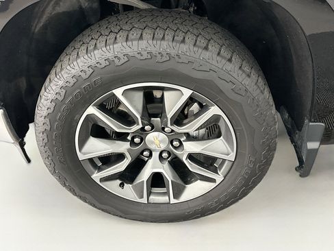 Used 2023 Chevrolet Silverado 1500 LT image 11